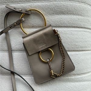 Chloé Faye Mini Bracelet Bag in Taupe Gray